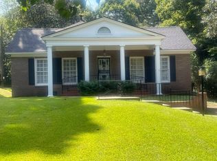 335 E Jefferson St, Kosciusko, MS 39090
