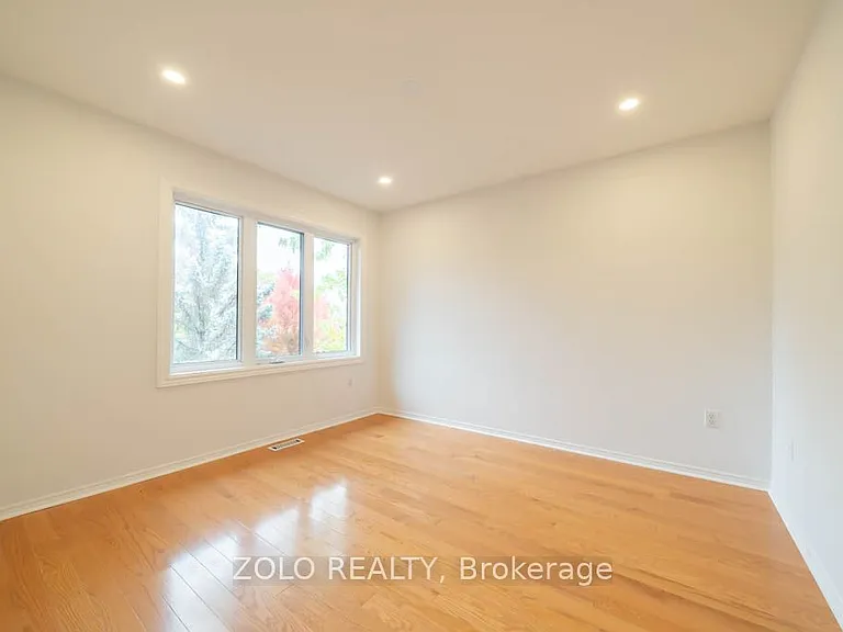 170 Widdifield Ave — Photo 20