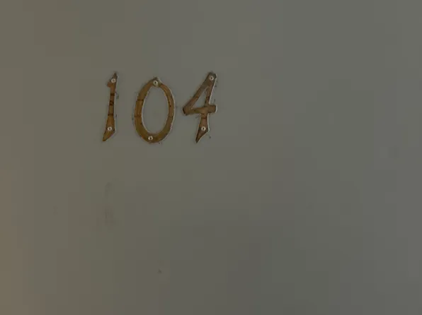 131 Wood St, California, PA