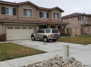 7010 Fraser Fir Dr, Fontana, CA 92336