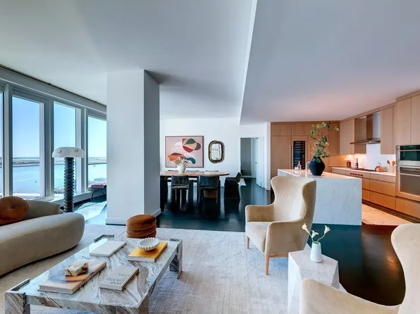 150 Seaport Blvd #Penthouse 2c, Boston, MA 02210