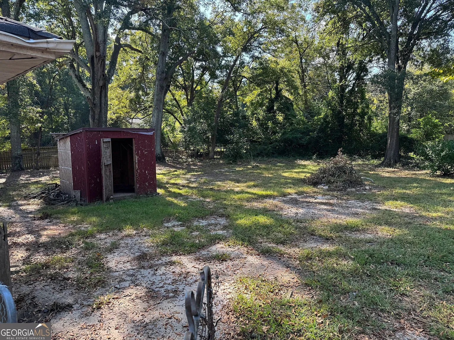 2 bed, 1.0 bath, 984 sqft, $1,500 — Photo 2