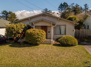 2443 K St, Eureka, CA 95501