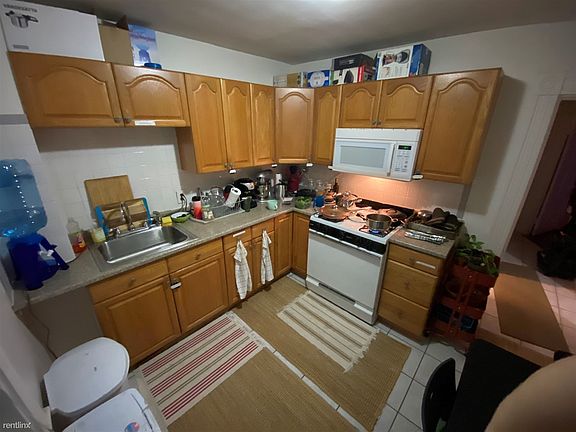 3990O5feb8cbecdb36