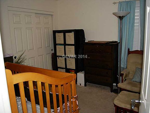 3rd image of 6720 Dunraven Ave