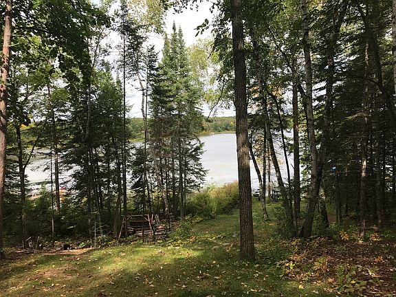 3rd image of 18099 Deer Run Dr