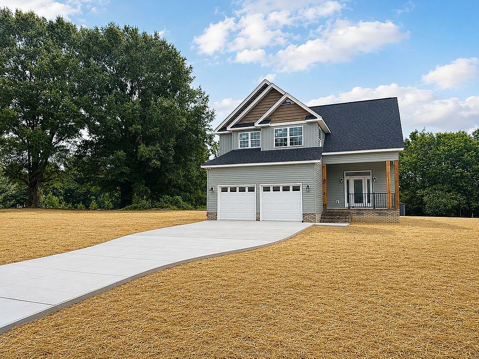 1st image of 304 Brinkley Dr