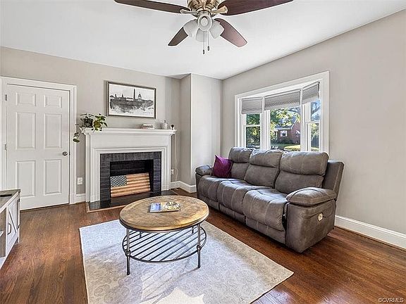 4th image of 3526 Missouri Ave