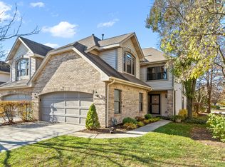 198 Springdale Ln, Bloomingdale, IL 60108