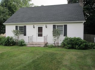 594 Freedom Plains Rd, Poughkeepsie, NY 12603