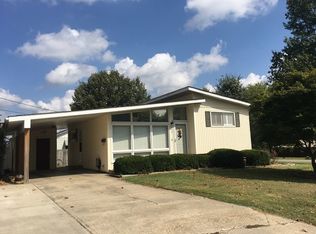 400 Boucher St, Dexter, MO 63841