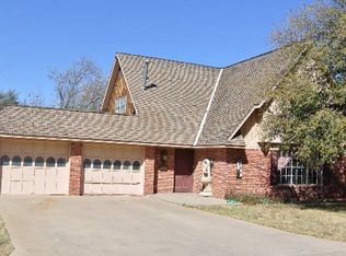 2709 Fair Oaks Cir, Odessa, TX 79762
