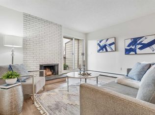 239 N 6th Ave NE #302, Calgary, AB T2E 0L8
