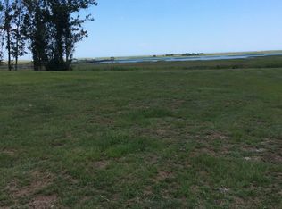 104 Dogwood Ln, Hampstead, NC 28443