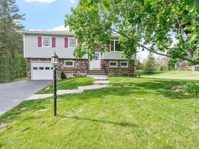 5 Fairlawn Drive, Selkirk, NY, 12158