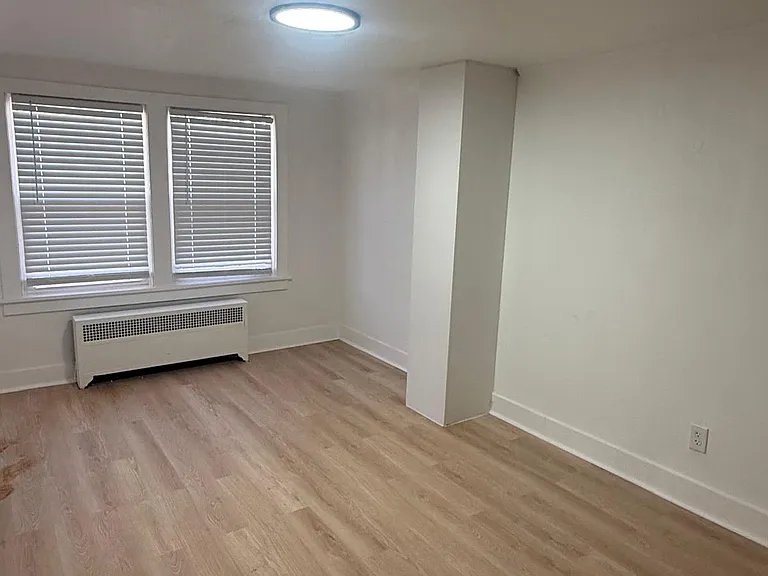 6608 W 54th St — Photo 10