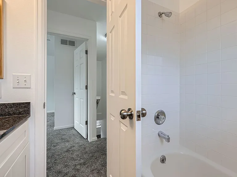 5205 Dudley St — Photo 25