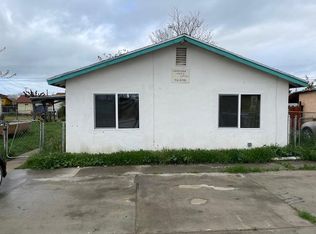 10916 Santa Ana St APT C, Lamont, CA 93241