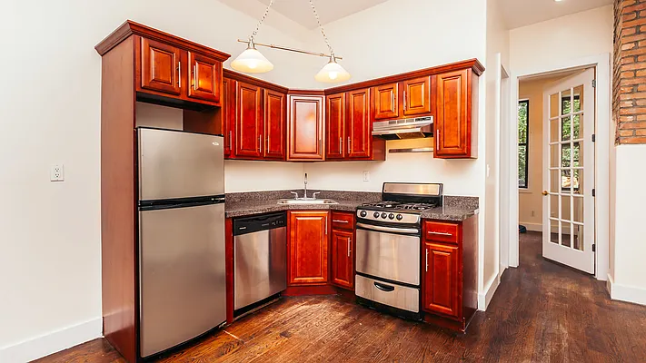 Rented by Nooklyn NYC LLC | media 23