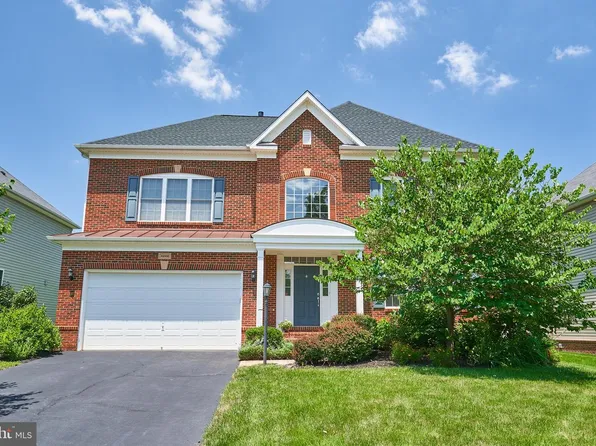 42330 Rising Moon Pl, Ashburn, VA 20148