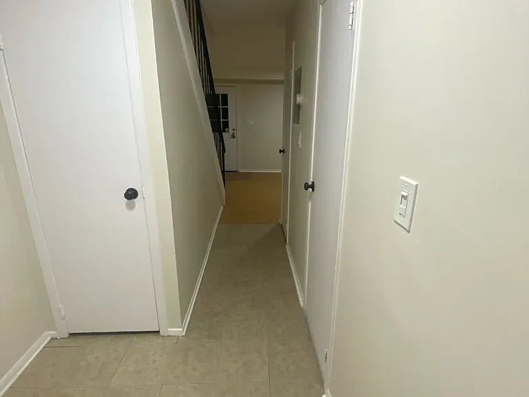 230 Hill Rise — Photo 44