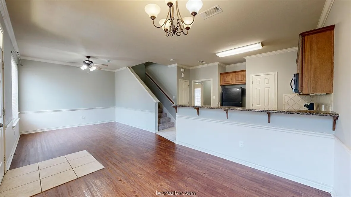 3 bed, 3.0 bath, 1516 sqft, $600 — Photo 4