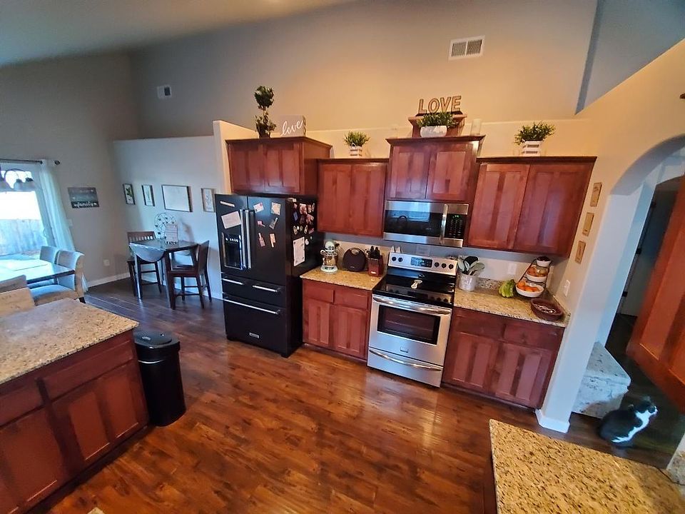 2nd image of 3847 Agate Meadows Ct