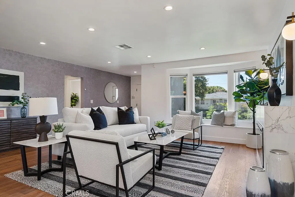 3 bed, 1948 sqft, $6,300 — Photo 4
