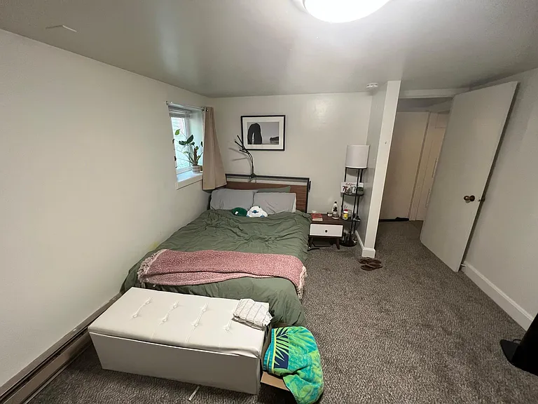 531 Federal Ave E — Photo 36
