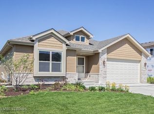 16424 Siegel Dr, Crest Hill, IL 60403