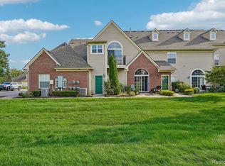 7821 Ambassador Dr #4, Utica, MI 48316