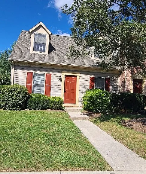 1471 Timber Chase Dr — Photo 2