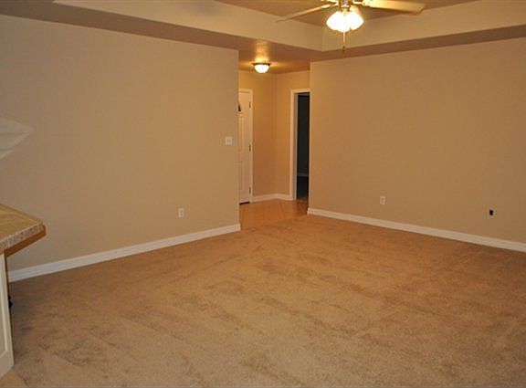 3rd image of 150 Hamshire Ln
