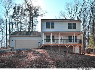 12 Cozy Corner Ln, Candler, NC 28715