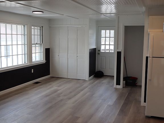 3rd image of 48 Portland Rd