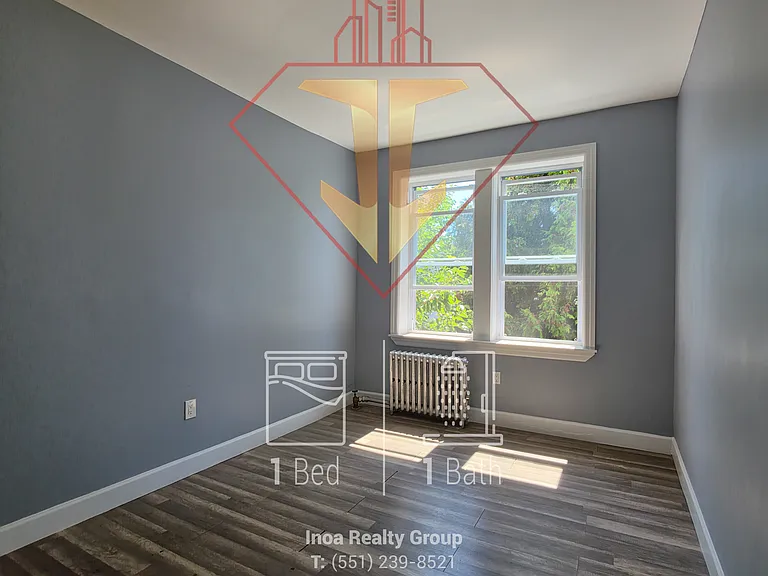 662 Avenue A #11 — Photo 13