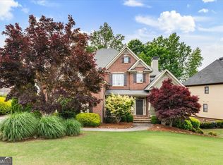 525 Big Bend Trl, Sugar Hill, GA 30518