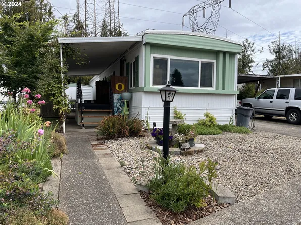 205 S 54th St, Springfield, OR 97478