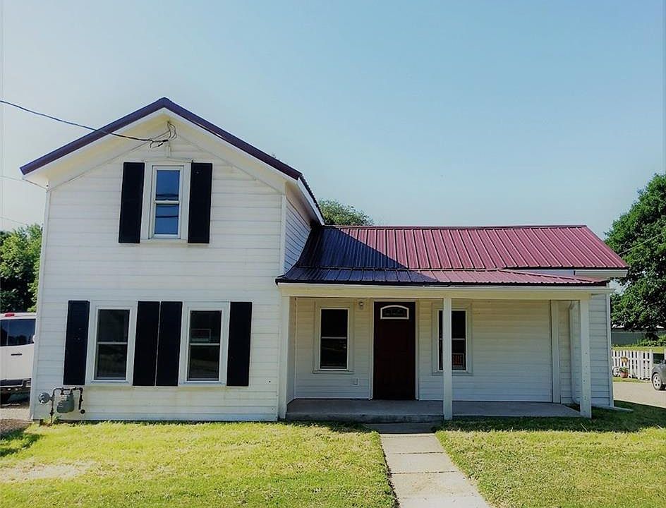 1st image of 301 E Naples St