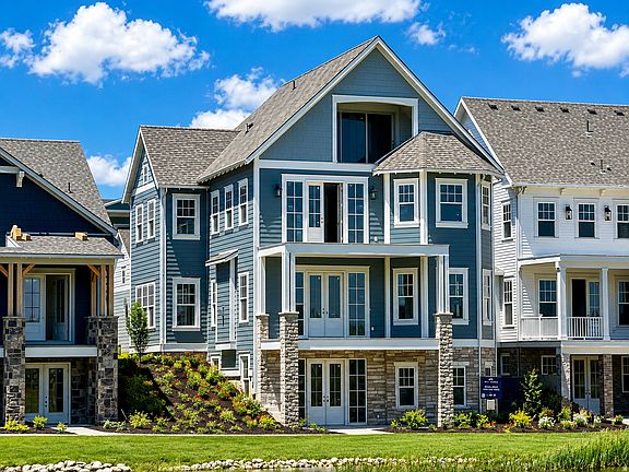 2nd image of 11041 S Lake Island Dr #370