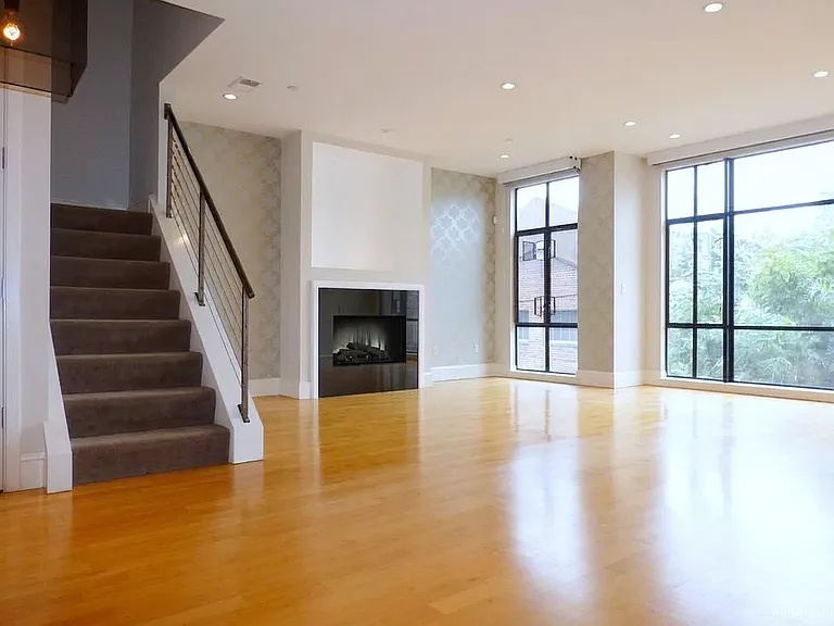 72 Langton St #2 — Photo 4