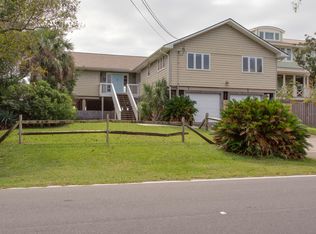 1105 E Arctic Ave, Folly Beach, SC 29439