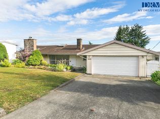 4342 Southwood St #D220, Burnaby, BC V5J 2G2