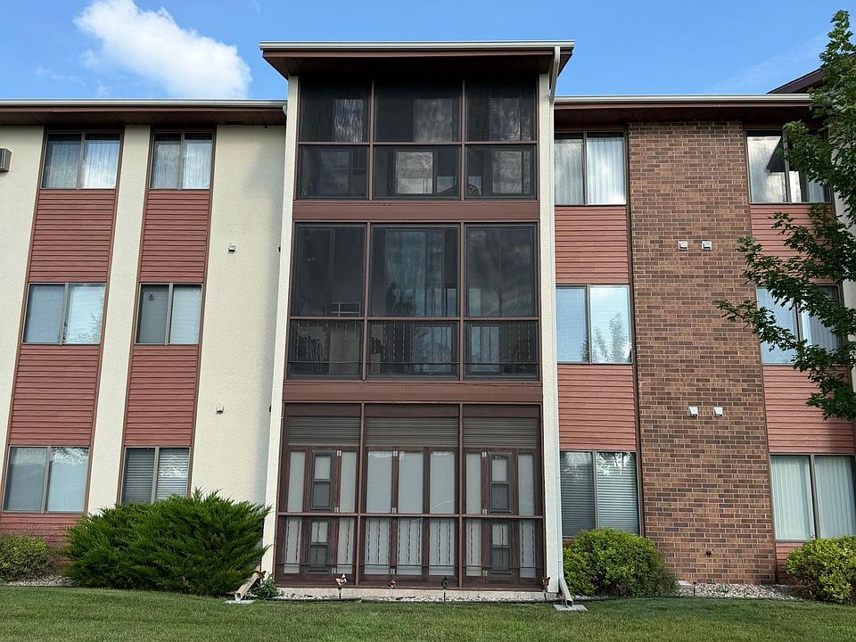 1st image of 2679 Albion Ave APT 108