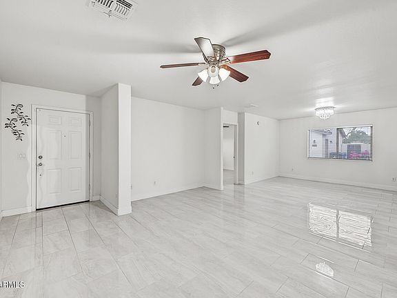 5th image of 16117 N 26TH Place