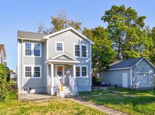 194 Doyle St, Fall River, MA 02723