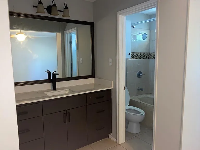 11915 Rosethorn Dr — Photo 14