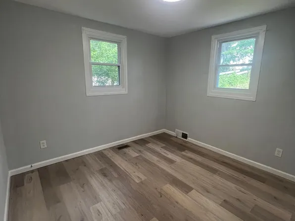 5815 67th Ave #1, Riverdale, MD 20737