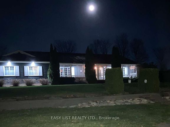 2nd image of 2 Joanne Cres