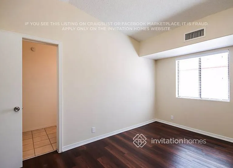 11134 N 82nd Dr — Photo 13